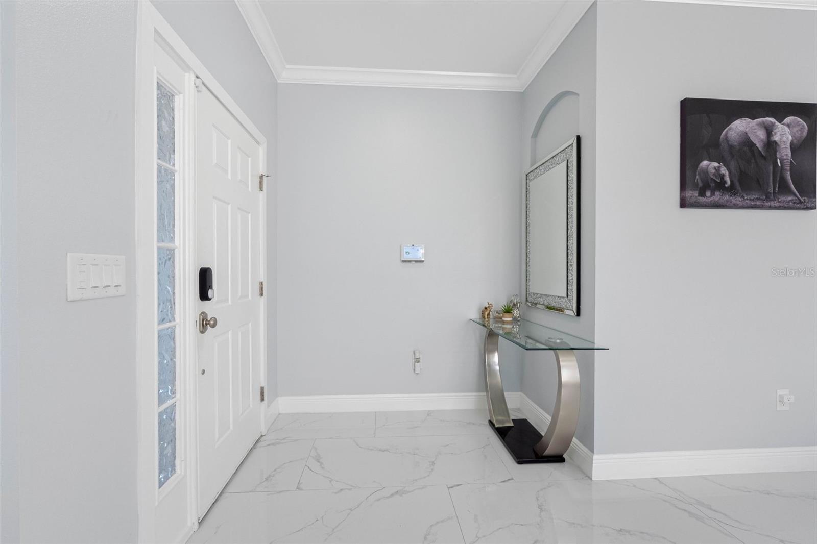 5610 Sheer Bliss Loop Property Photo 3