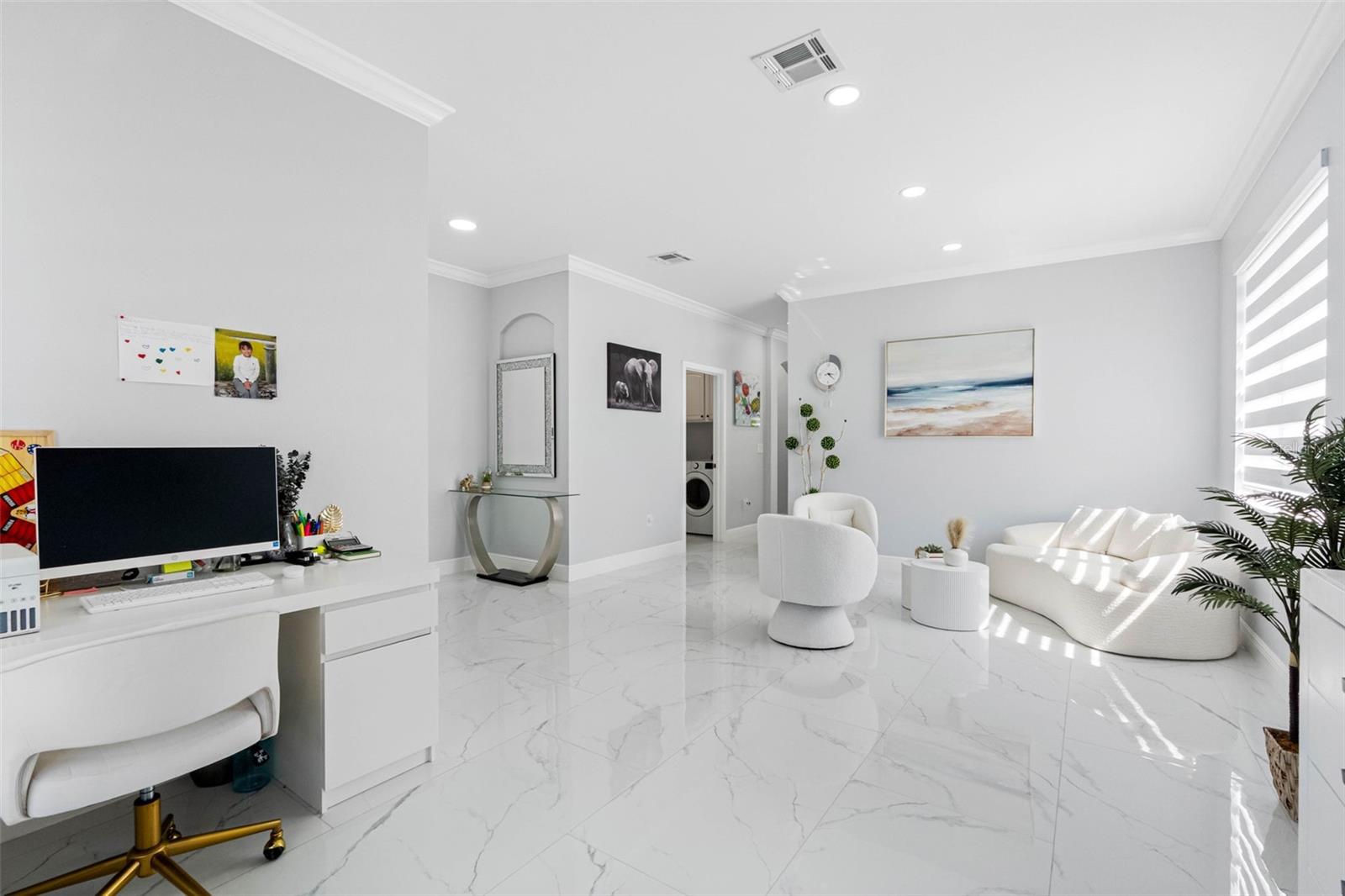 5610 Sheer Bliss Loop Property Photo 6