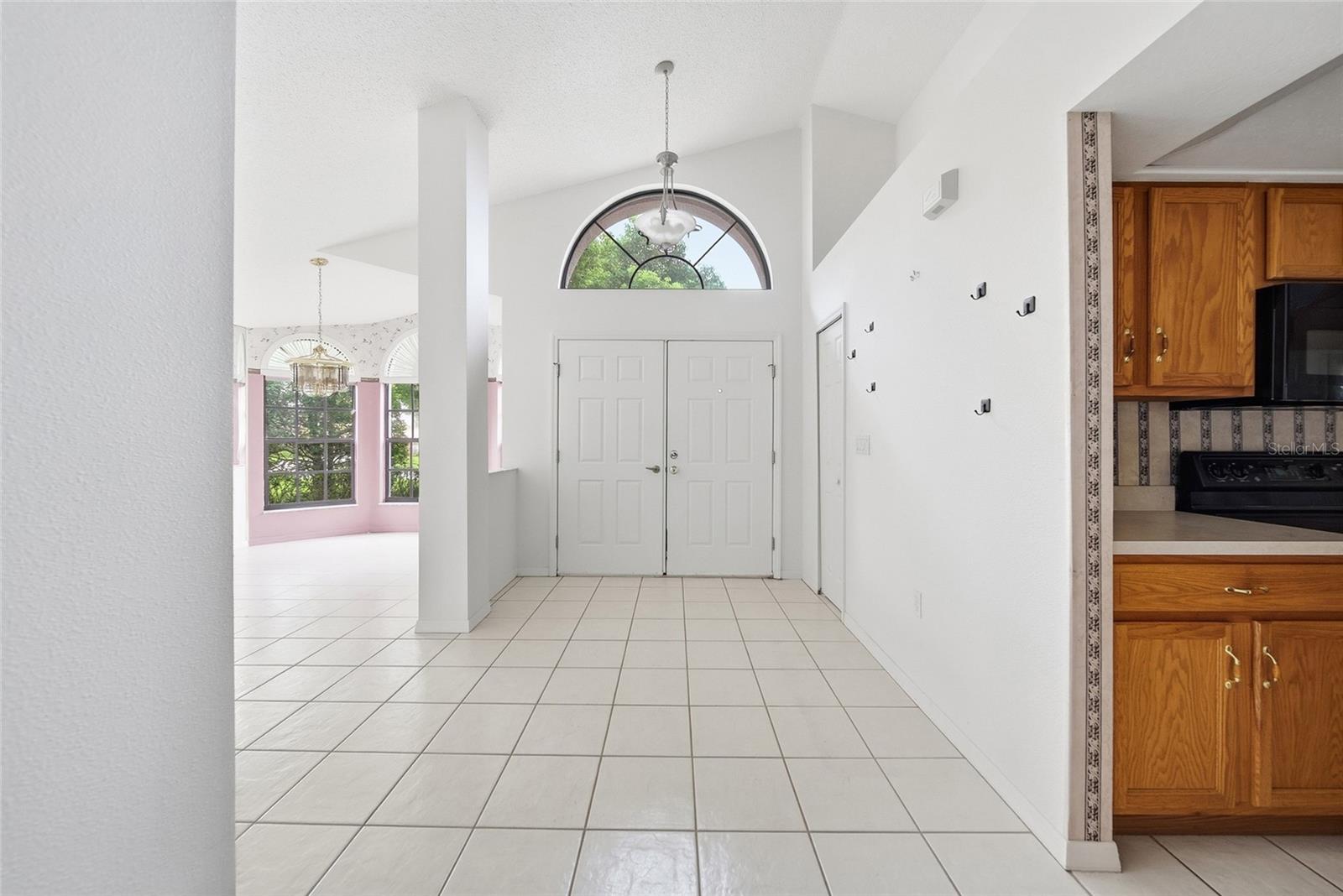 13652 Pimberton Dr Property Photo 2
