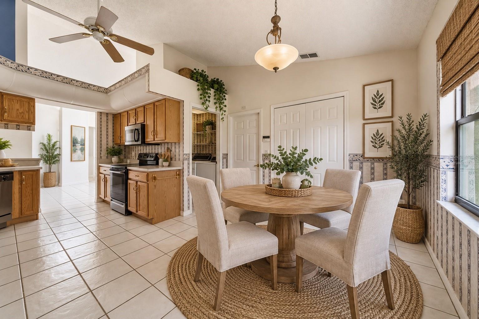 13652 Pimberton Dr Property Photo 4