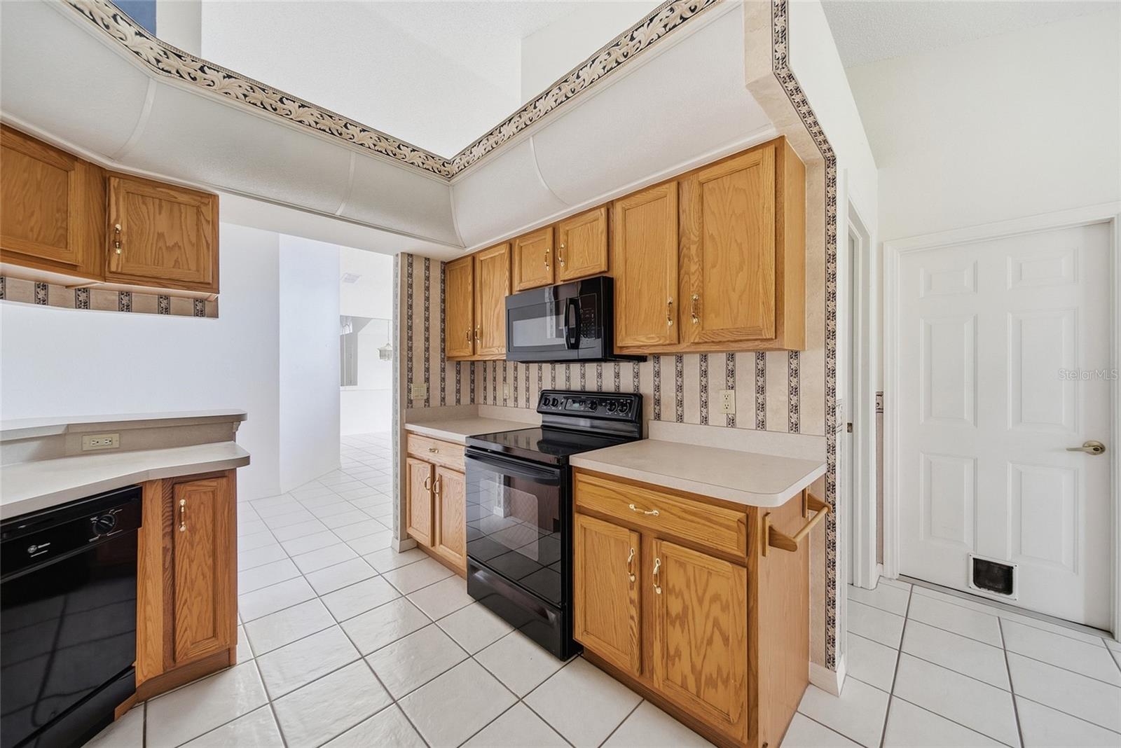 13652 Pimberton Dr Property Photo 6