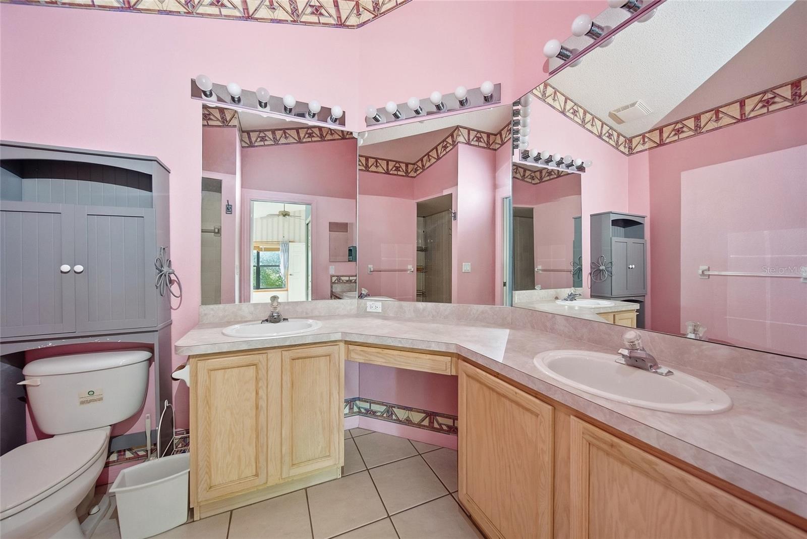 13652 Pimberton Dr Property Photo 16