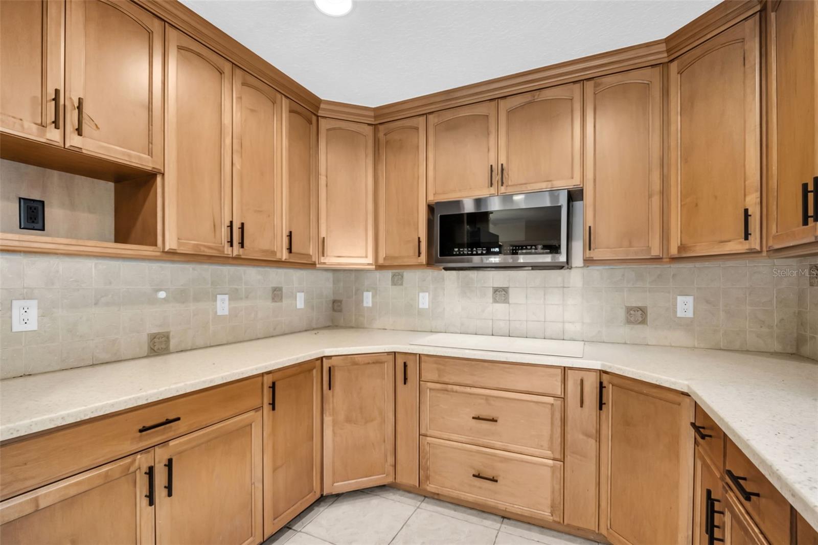 3992 Orchard Hill Cir Property Photo 19