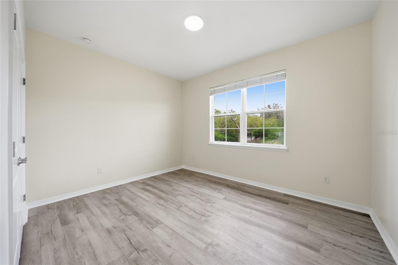 12542 Candleberry Cir Property Photo 23
