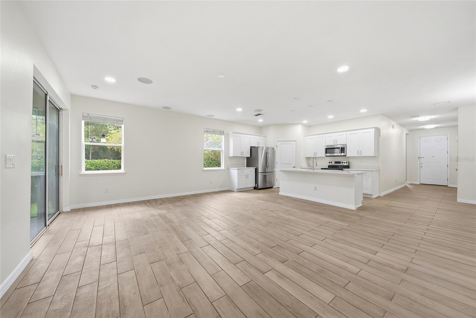 12542 Candleberry Cir Property Photo 35