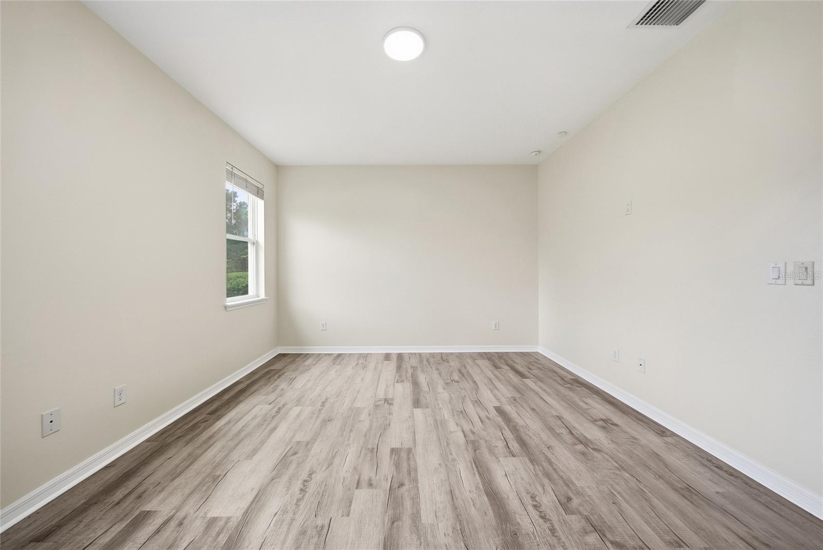 12542 Candleberry Cir Property Photo 38