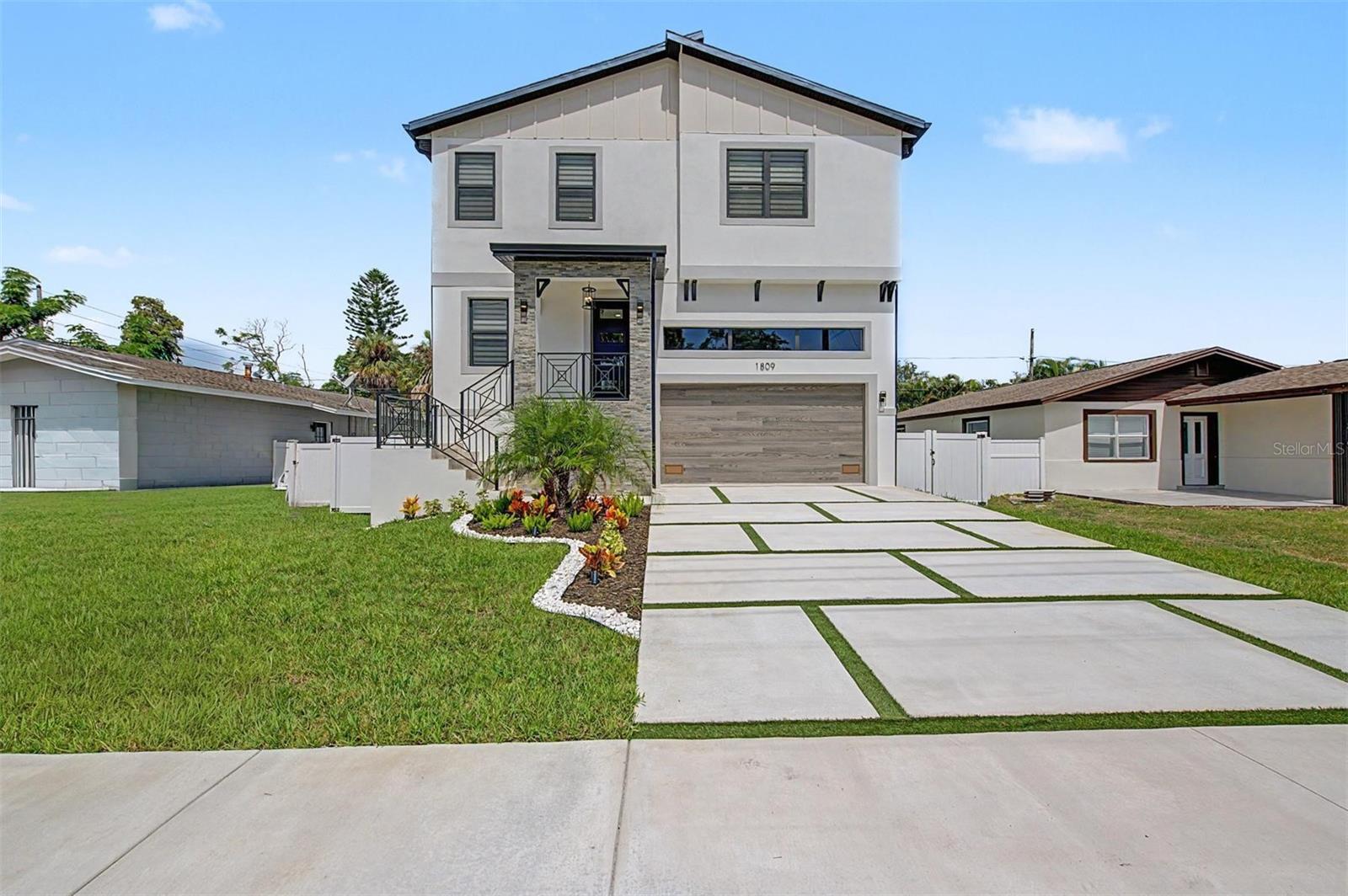 1809 Shore Acres Blvd Ne Property Photo 4