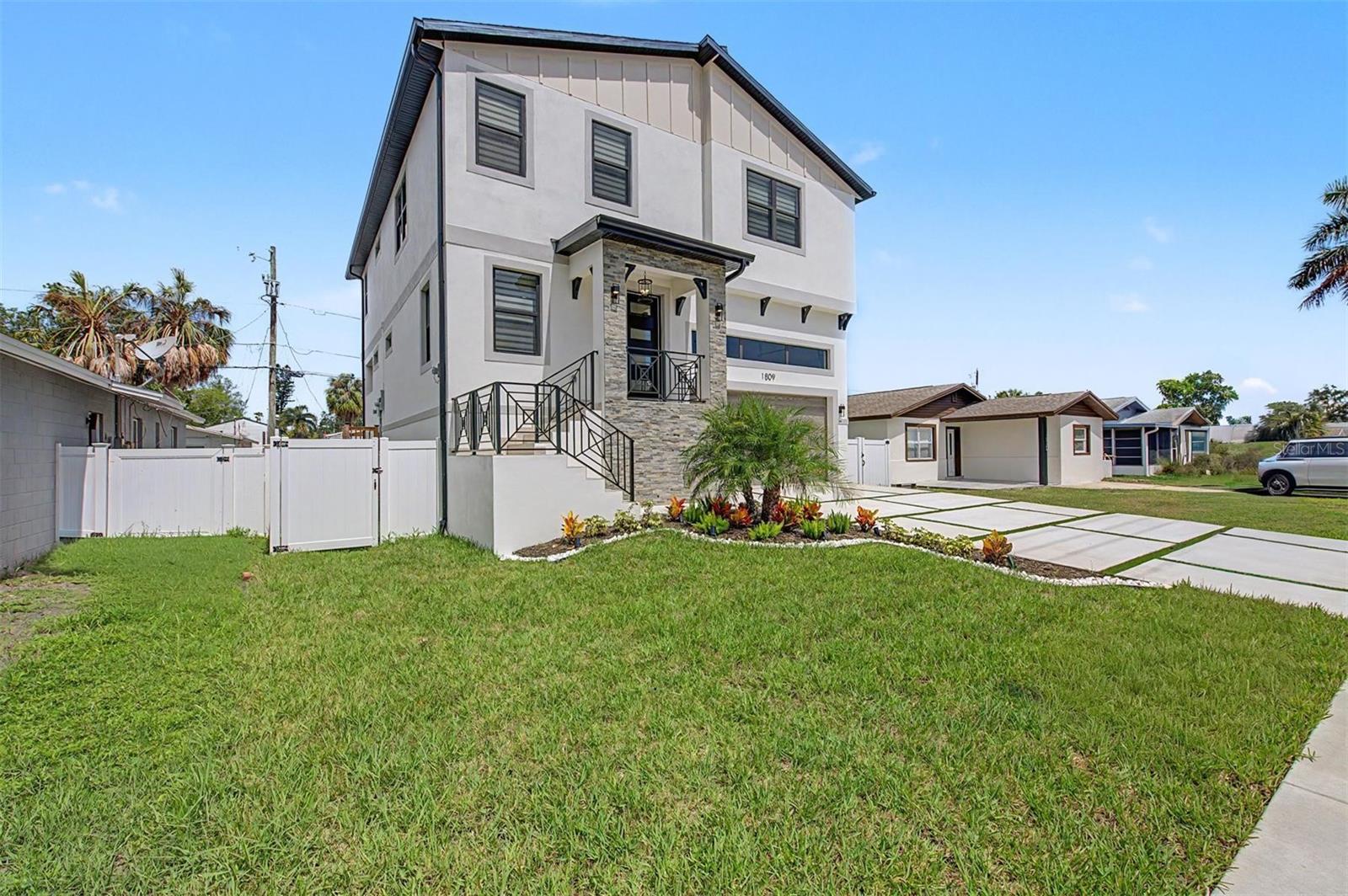 1809 Shore Acres Blvd Ne Property Photo 5