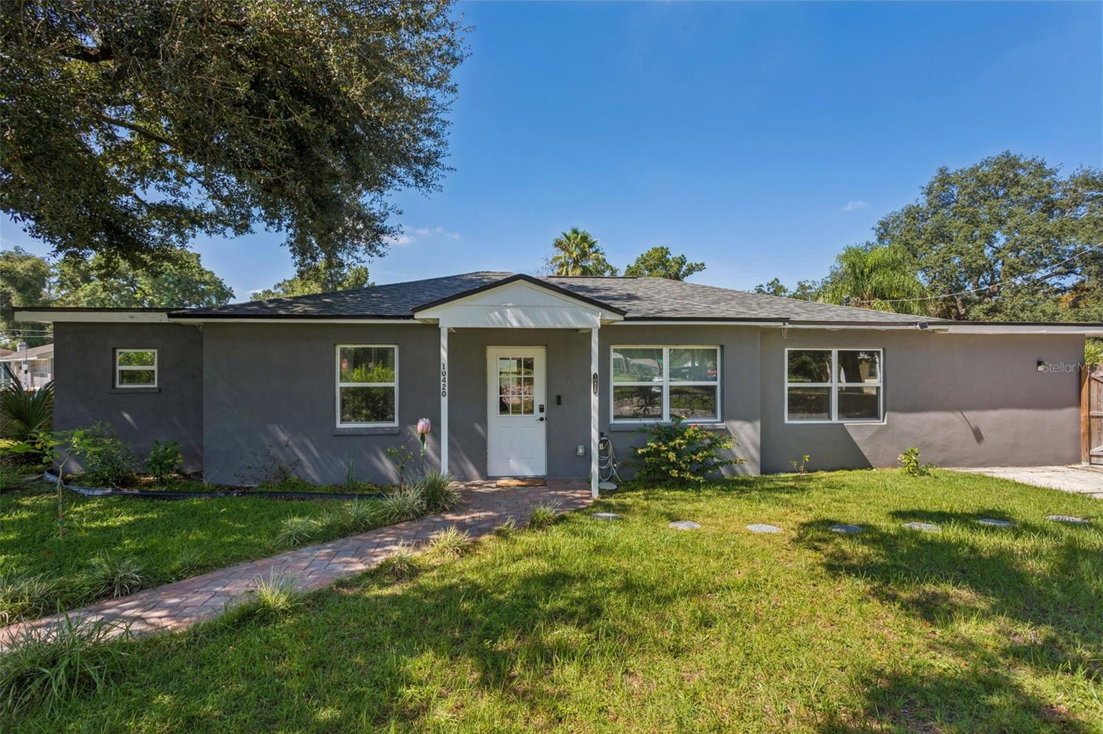 10420 N HAMNER AVE Property Photo 1