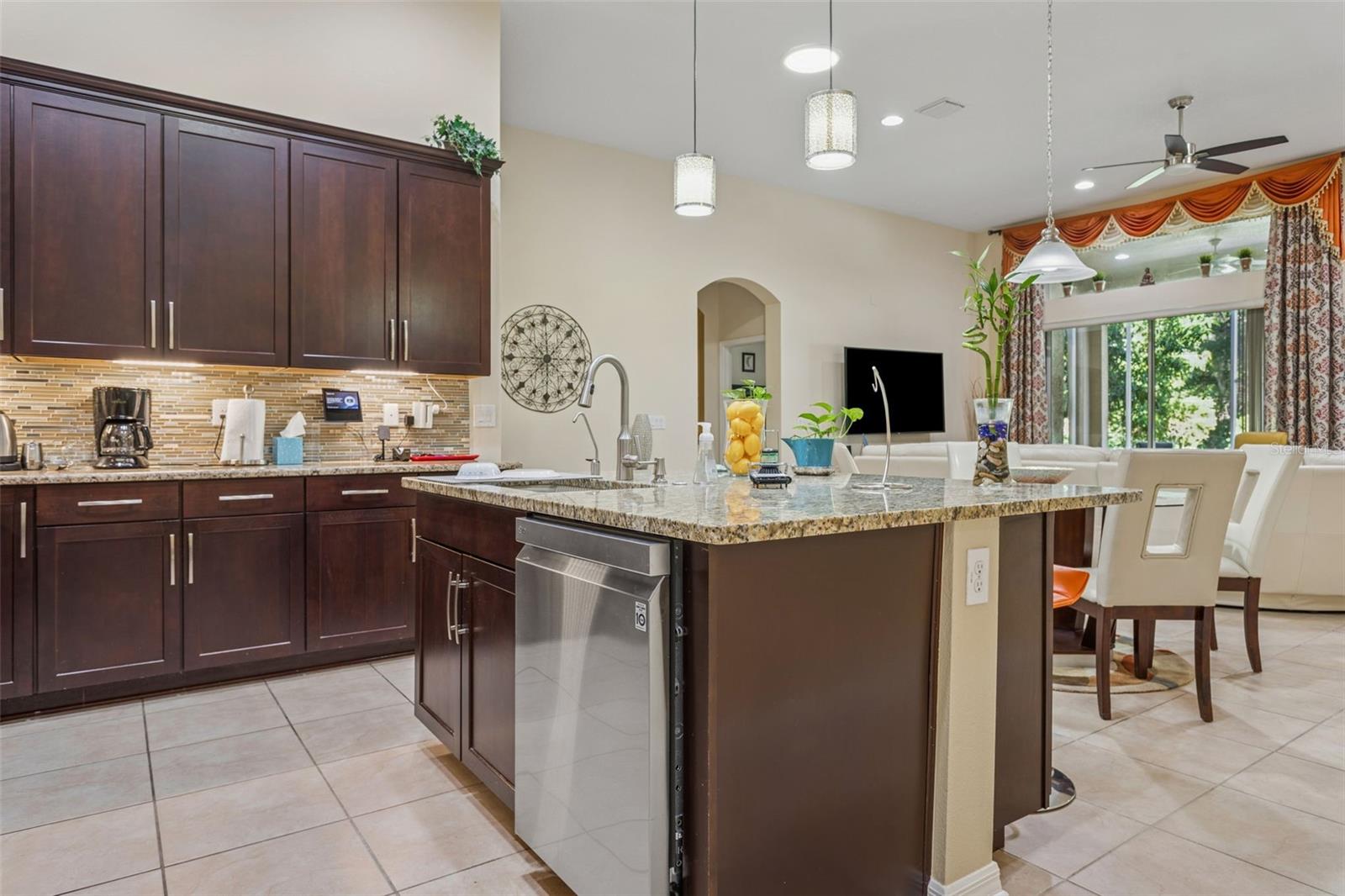 10112 Caraway Spice Ave Property Photo 11
