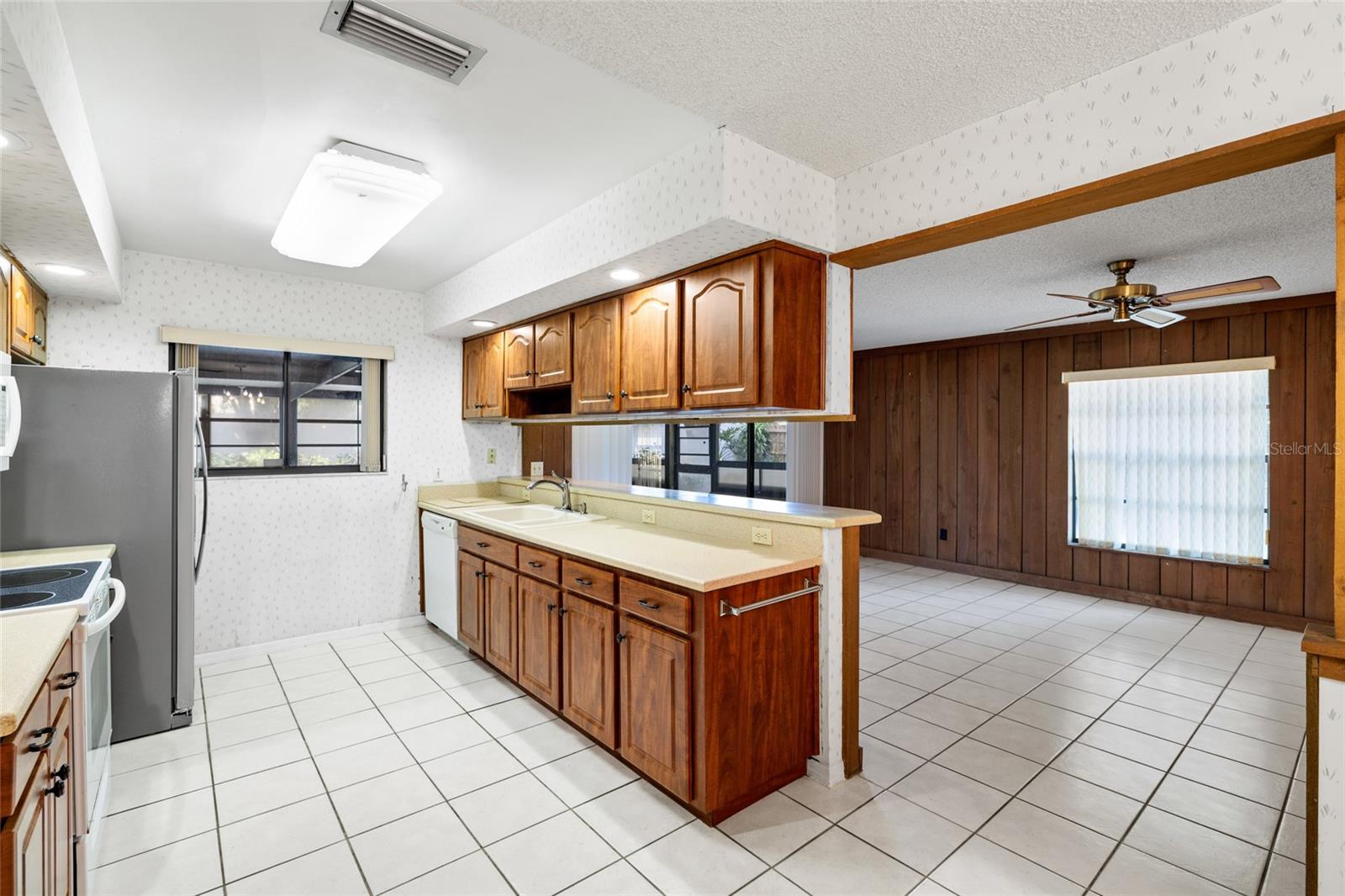 3307 Del Prado Ct Property Photo 12