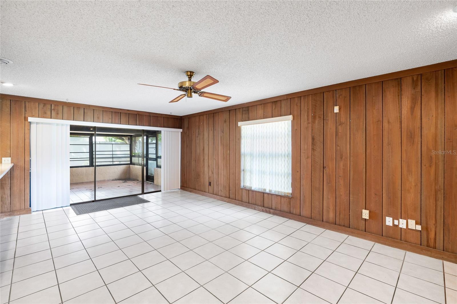 3307 Del Prado Ct Property Photo 22