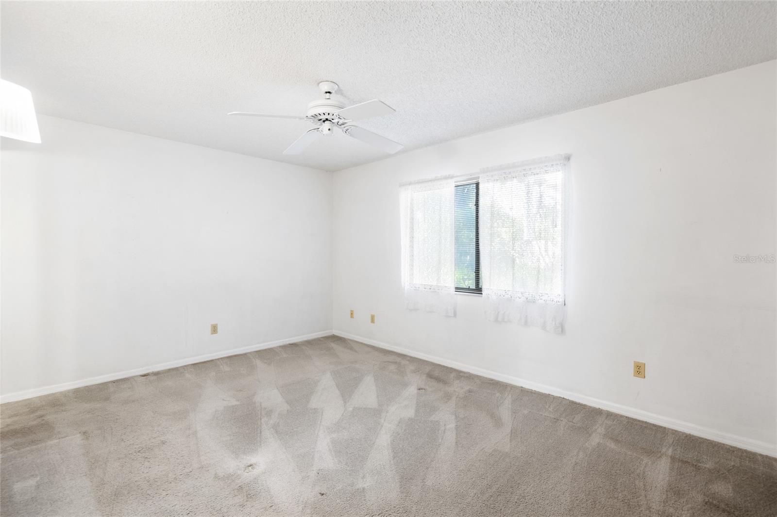 3307 Del Prado Ct Property Photo 32