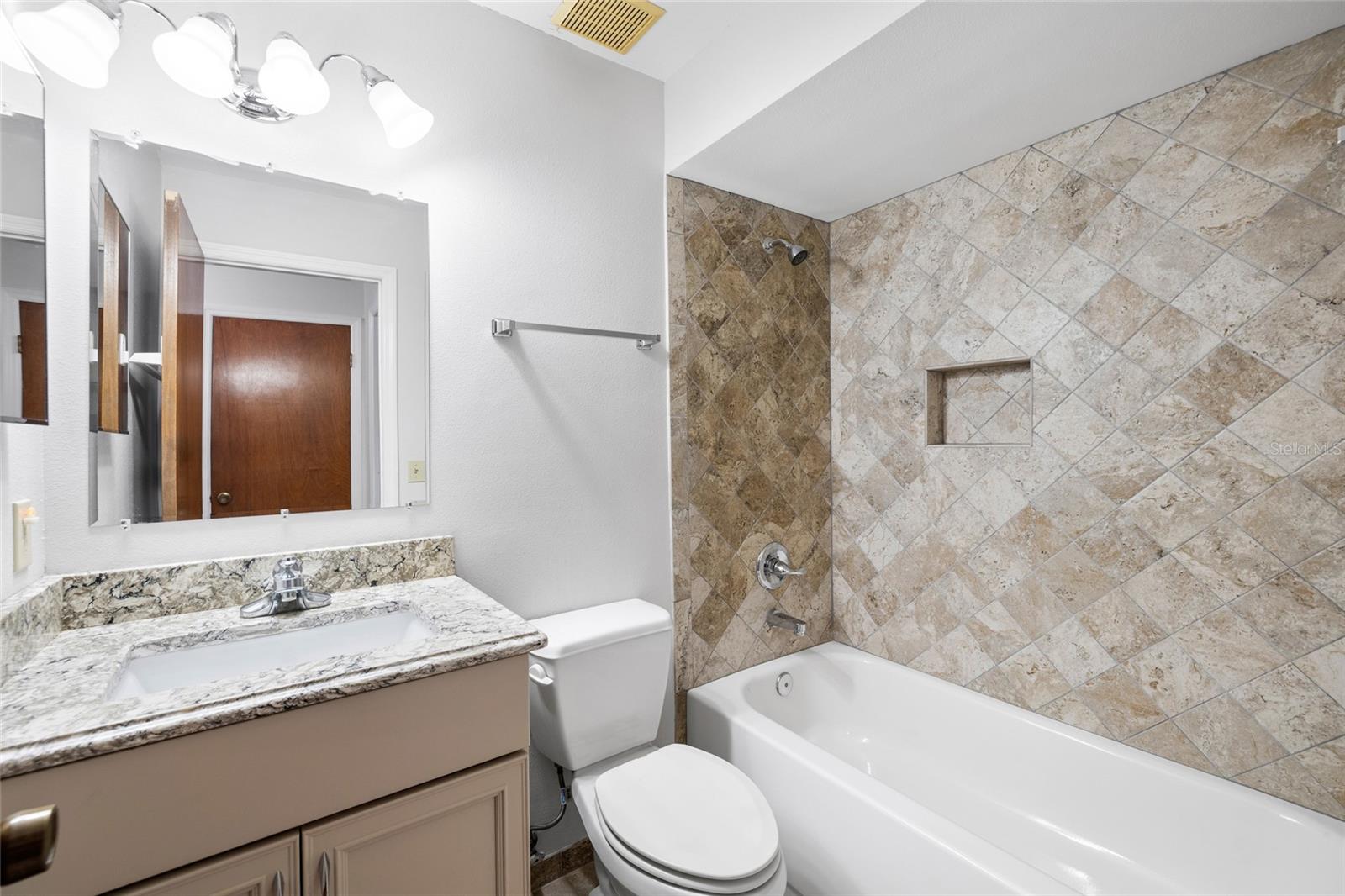3307 Del Prado Ct Property Photo 45