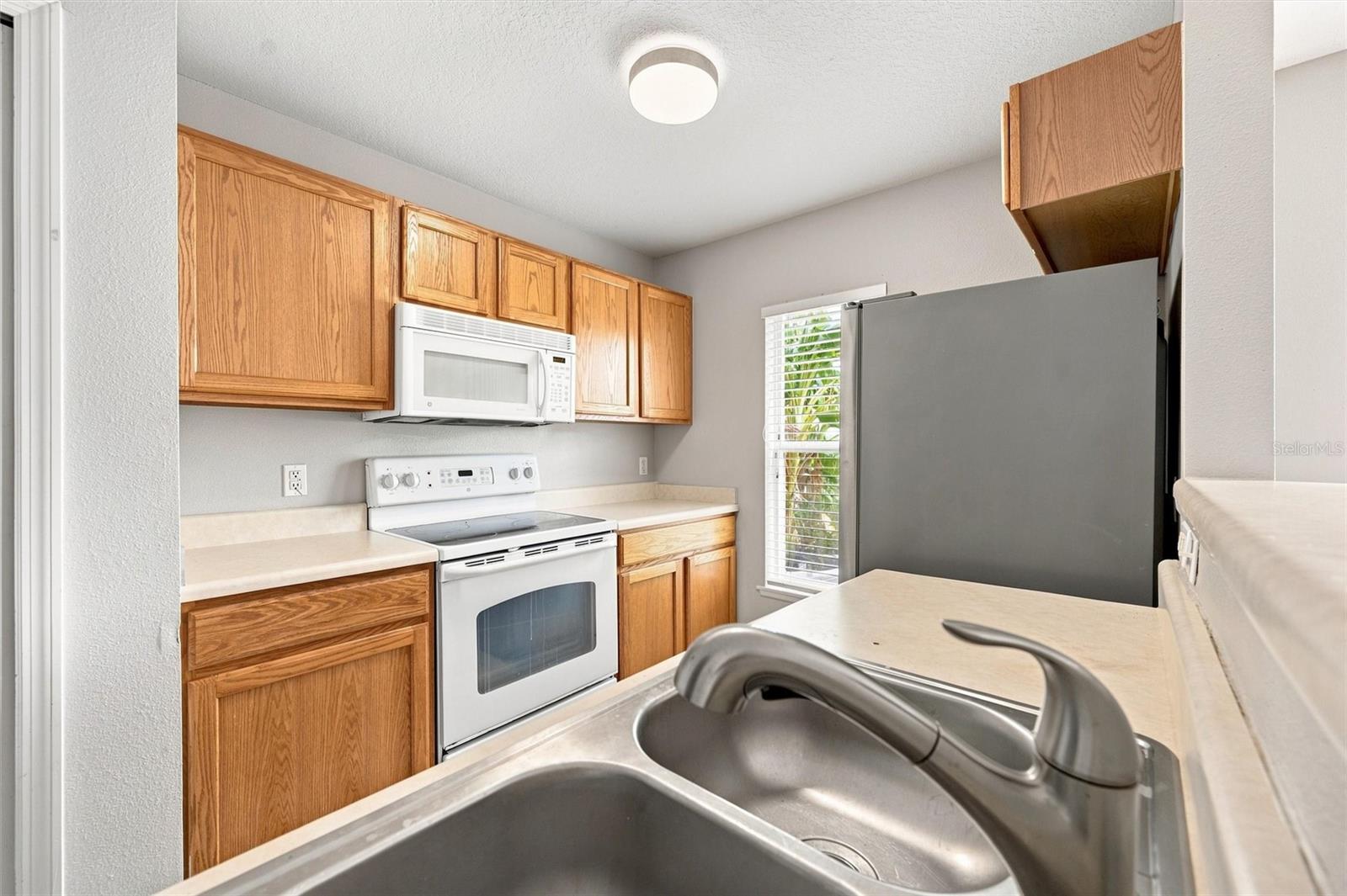 3805 Exeter Ln Property Photo 21