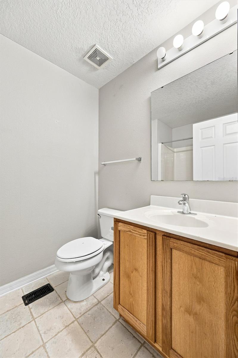 3805 Exeter Ln Property Photo 37
