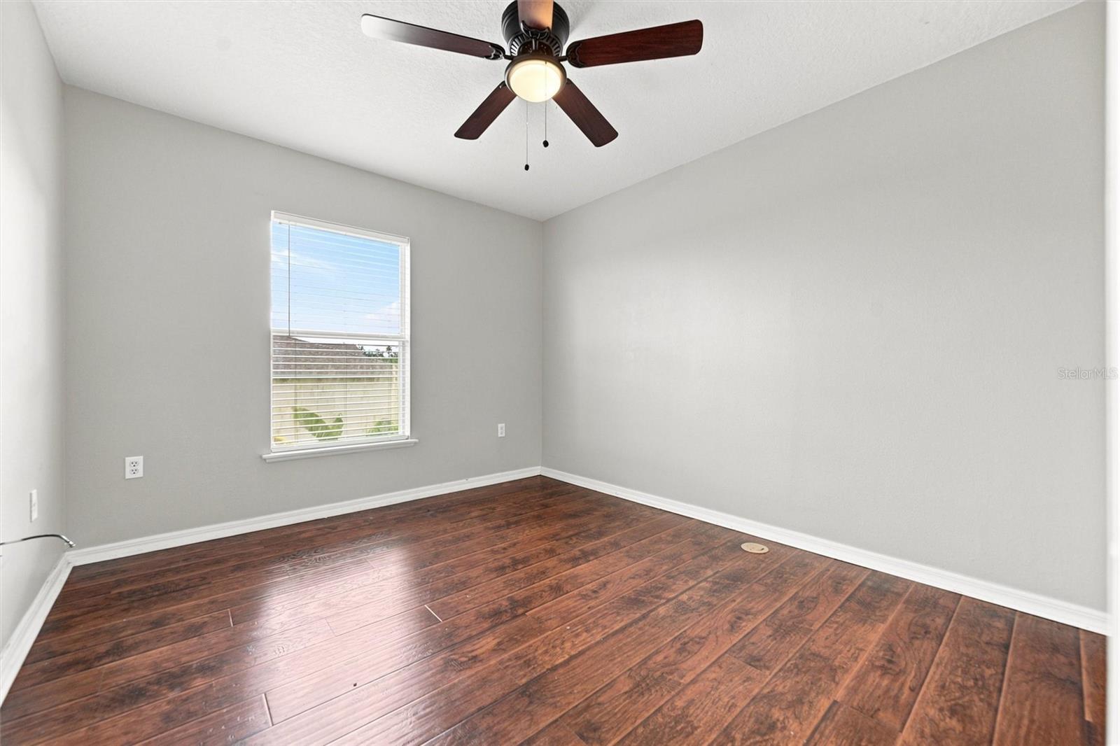 3805 Exeter Ln Property Photo 41
