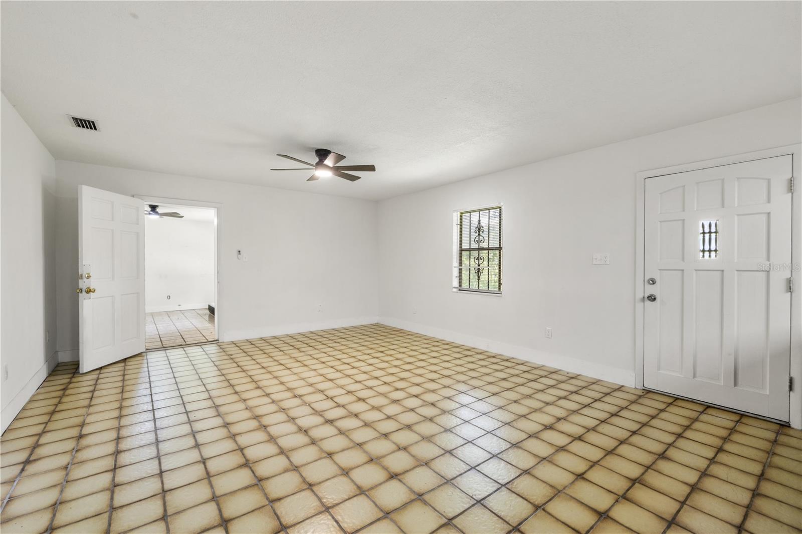4803 Ehrlich Rd #b Property Photo 24