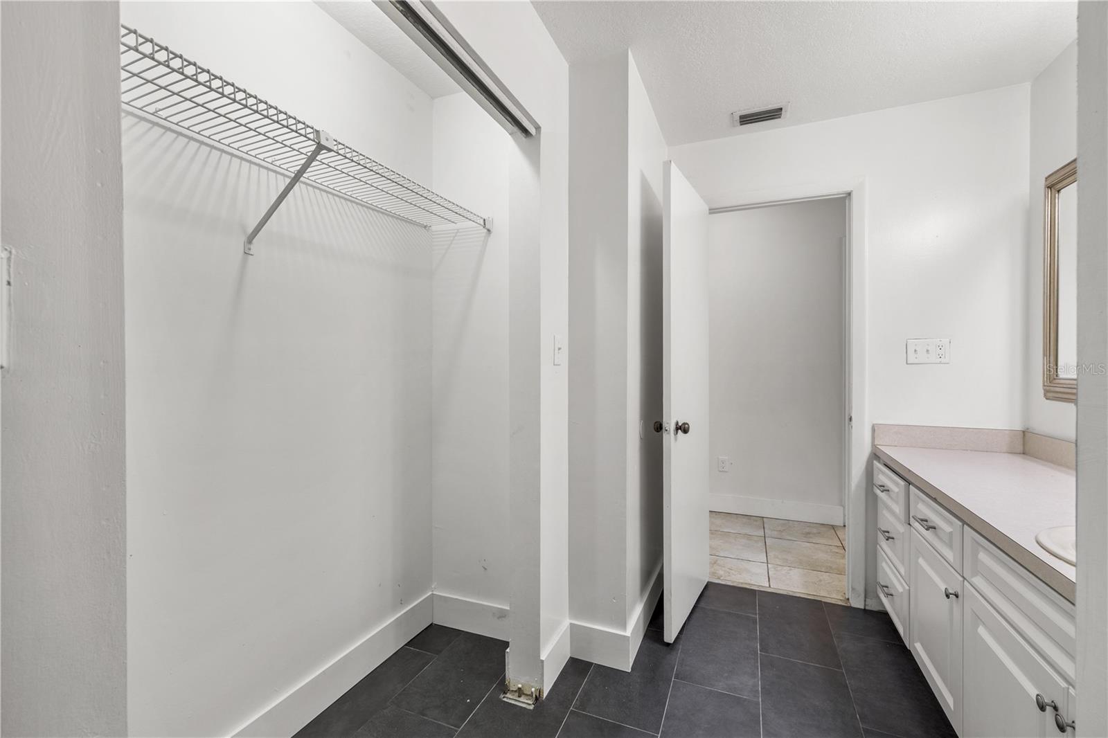 4803 Ehrlich Rd #b Property Photo 33
