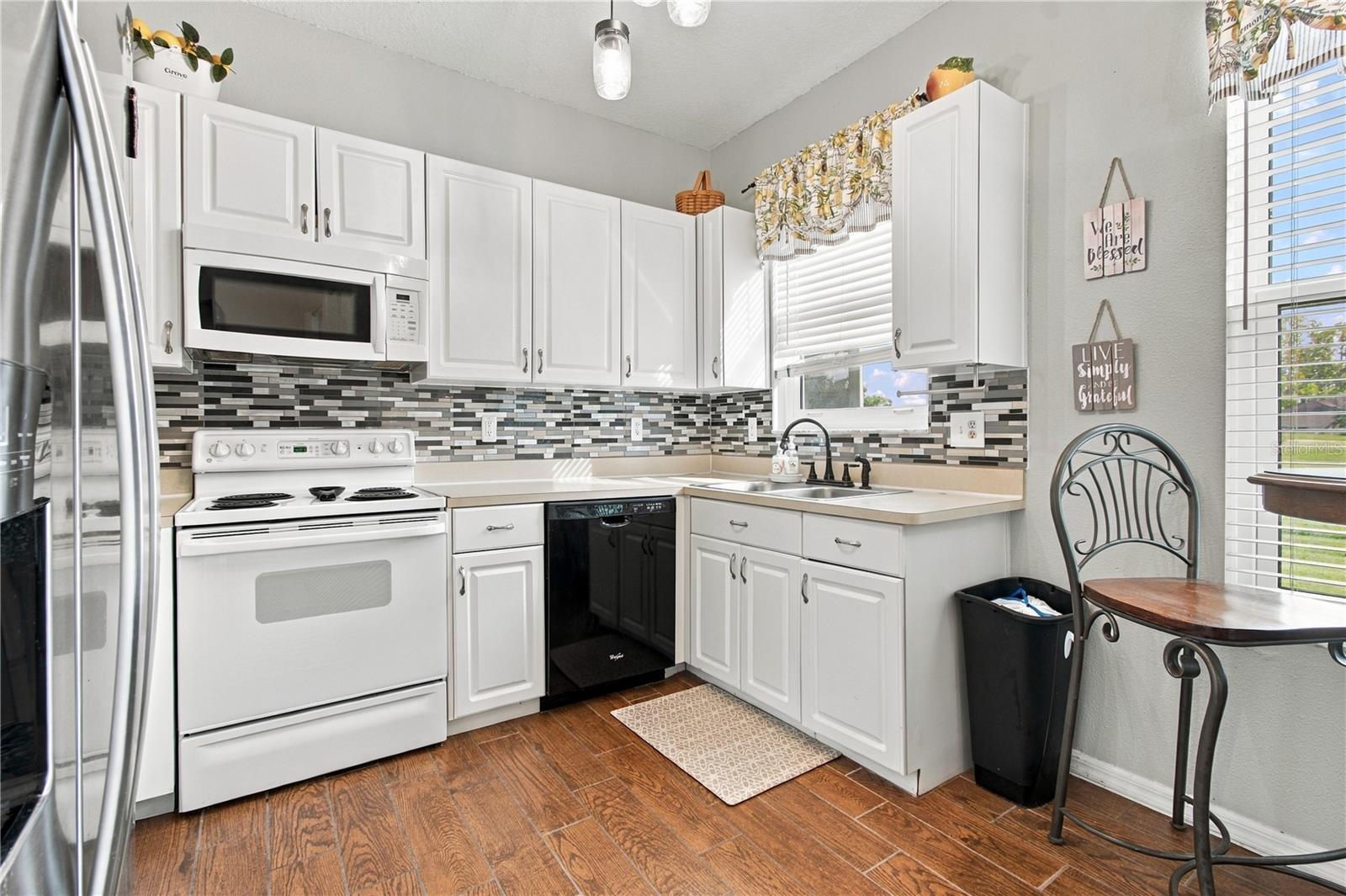 34906 Teeview Ln Property Photo 24