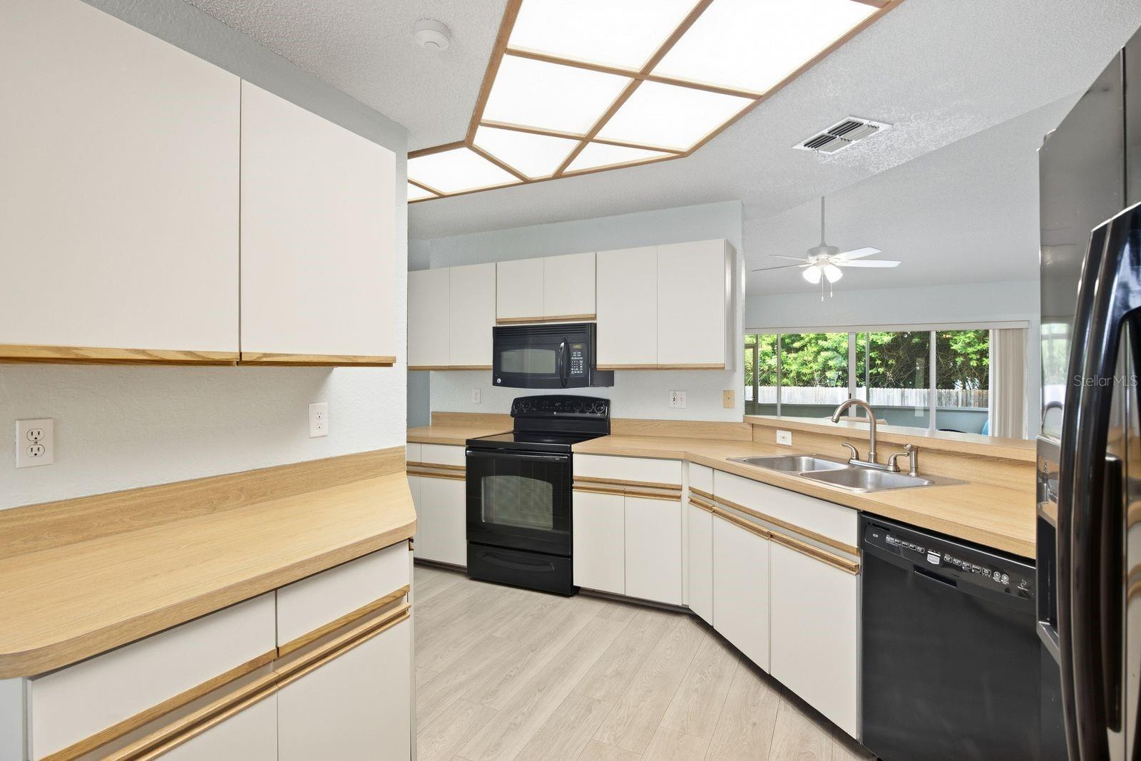 5955 107th Ter N Property Photo 15