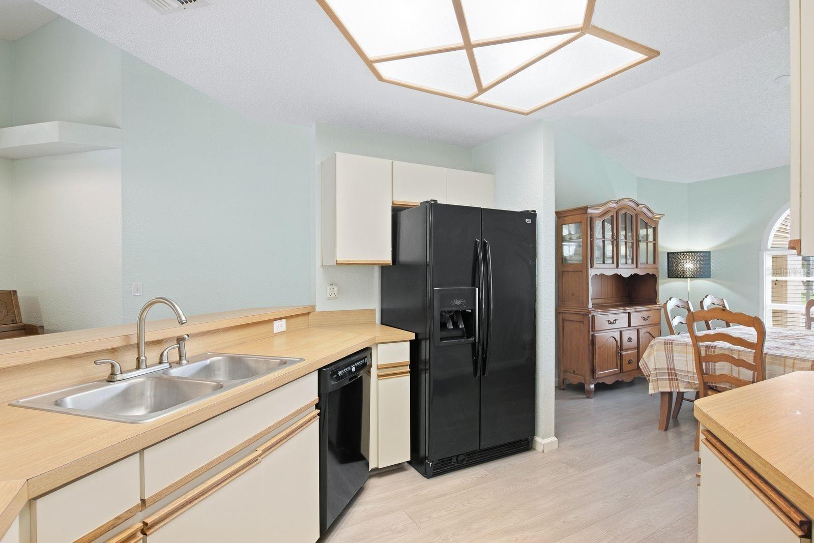 5955 107th Ter N Property Photo 17