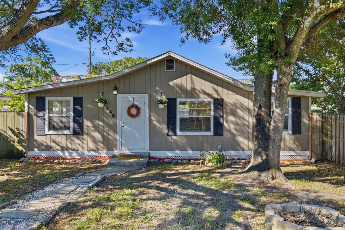 449 38TH AVE N Property Photo 1