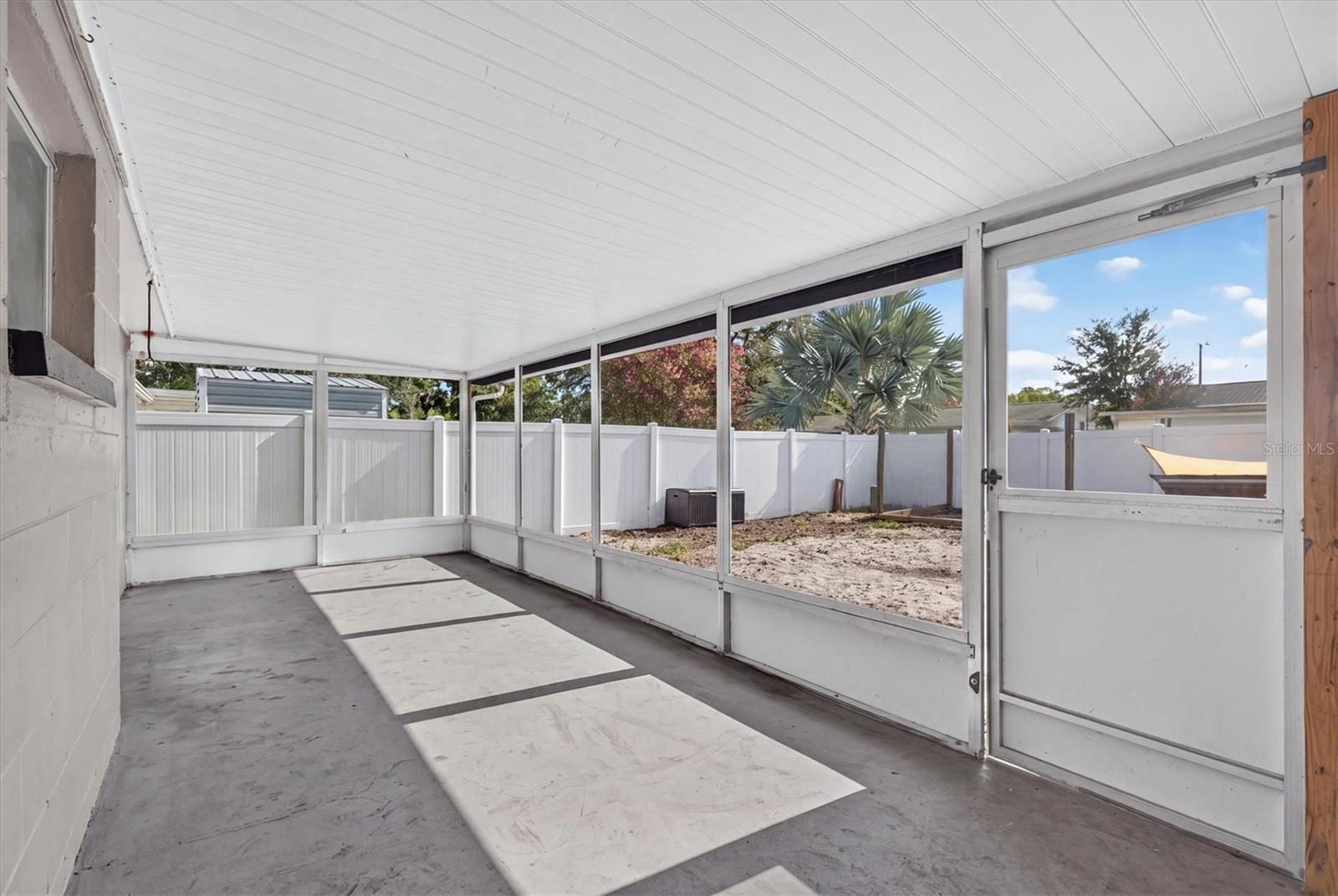 1440 Normandy Blvd Property Photo 29