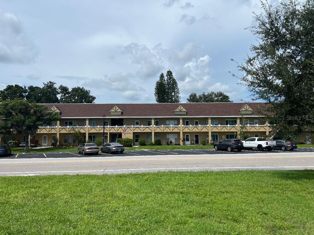 2000 World Parkway Blvd #20 Property Photo 1