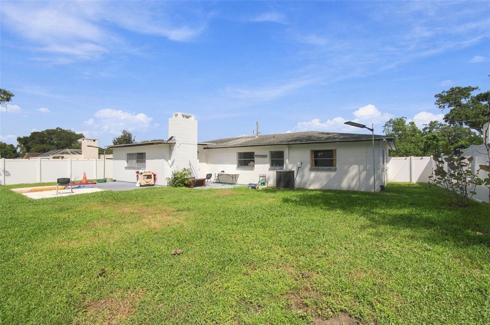 519 S Larry Cir Property Photo 18