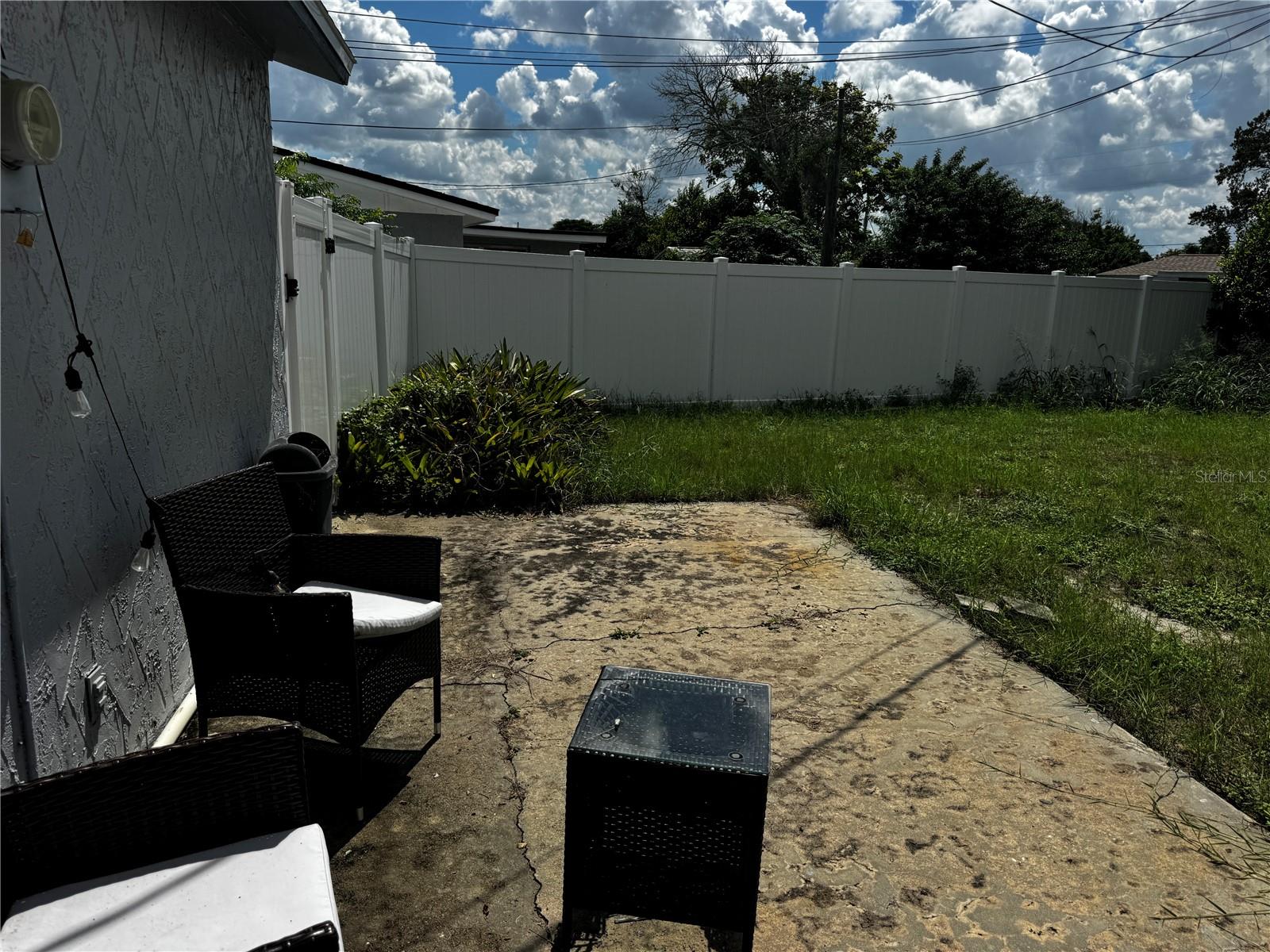 7306 Windsor St Property Photo 12