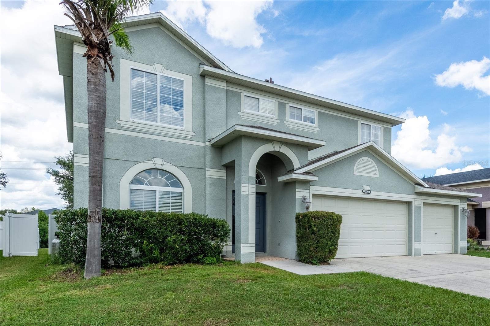 10823 Hoffner Edge Dr Property Photo 1