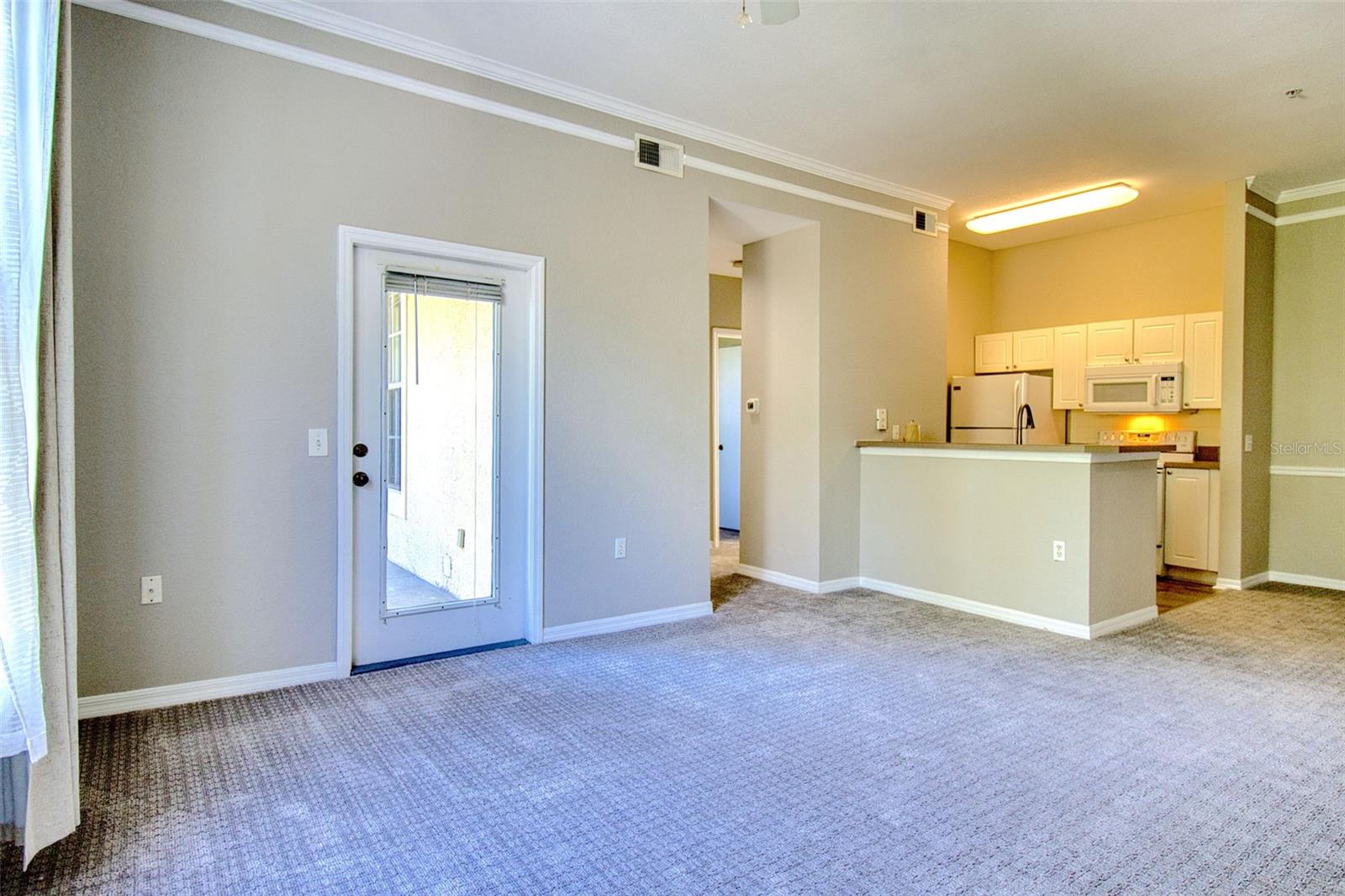 5146 Northridge Rd #303 Property Photo 5