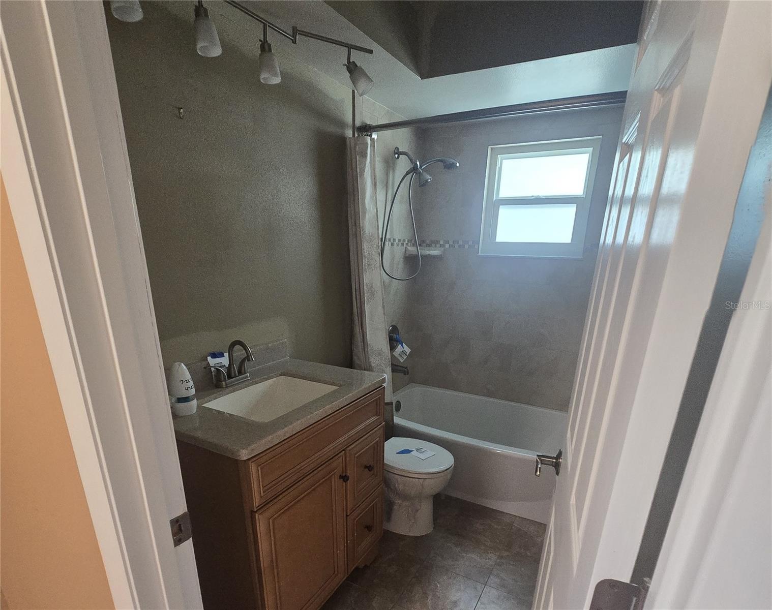 4723 Busti Dr Property Photo 11