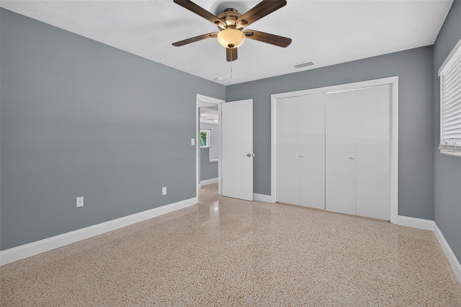 961 Lyndhurst St Property Photo 29