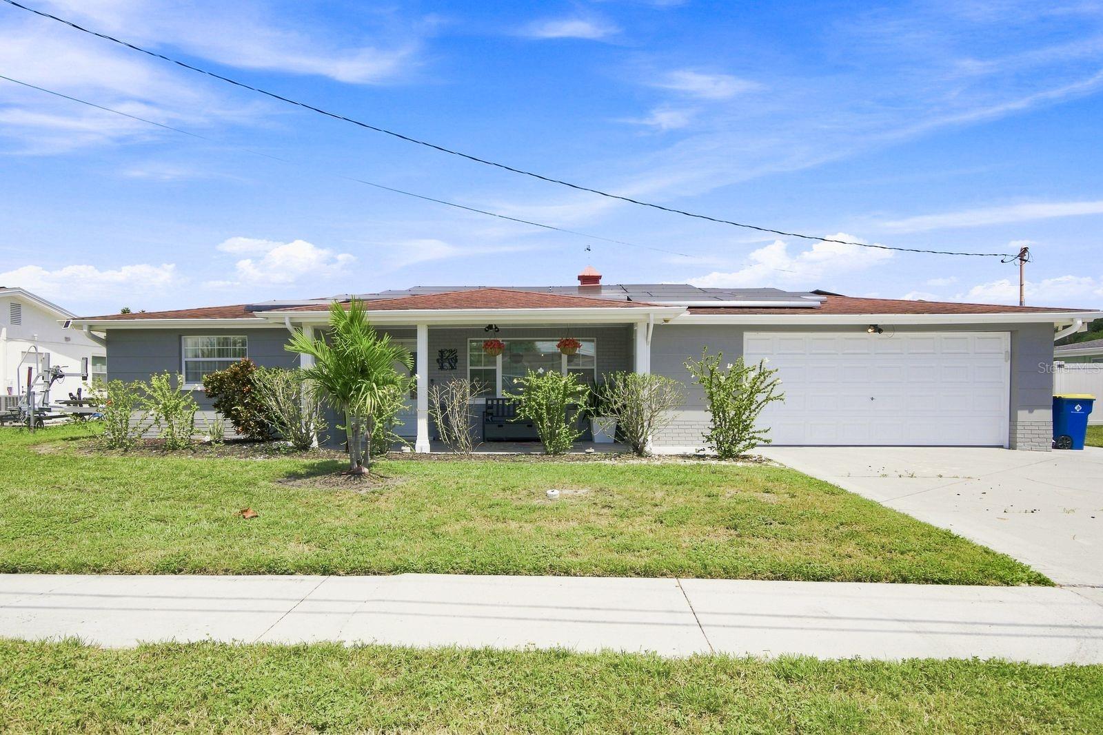 1324 Chancellor Dr Property Photo 3