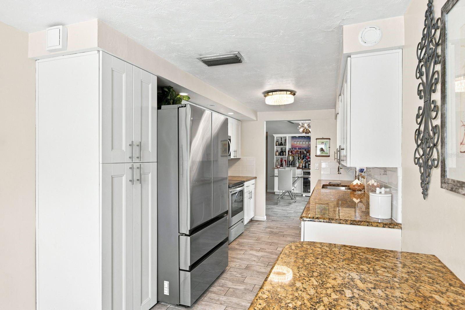 1324 Chancellor Dr Property Photo 15