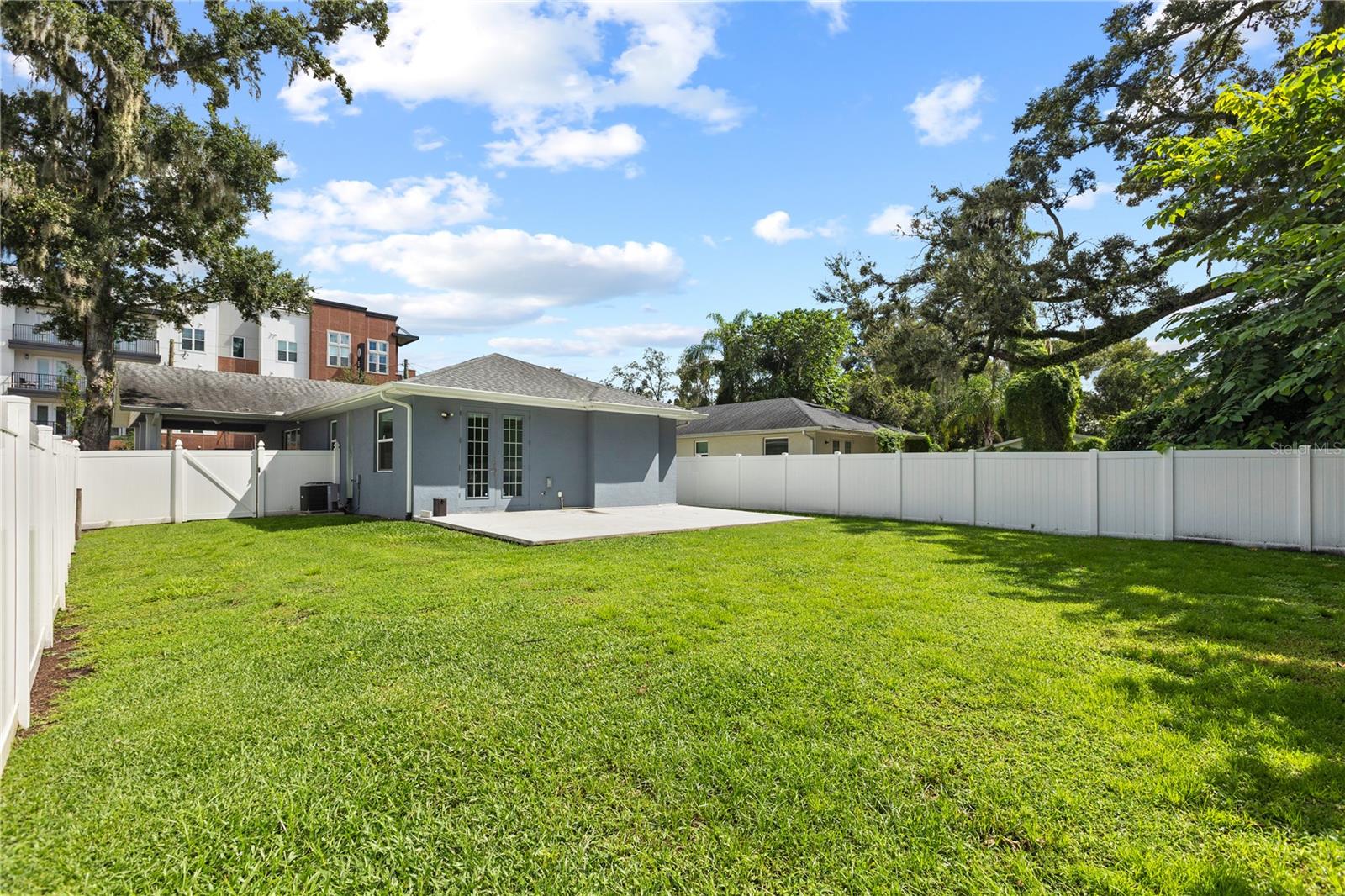 925 E Sligh Ave Property Photo 36