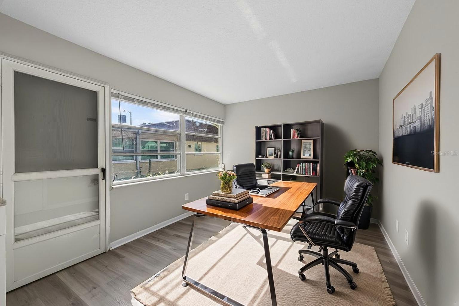 8265 Vendome Blvd N Property Photo 17