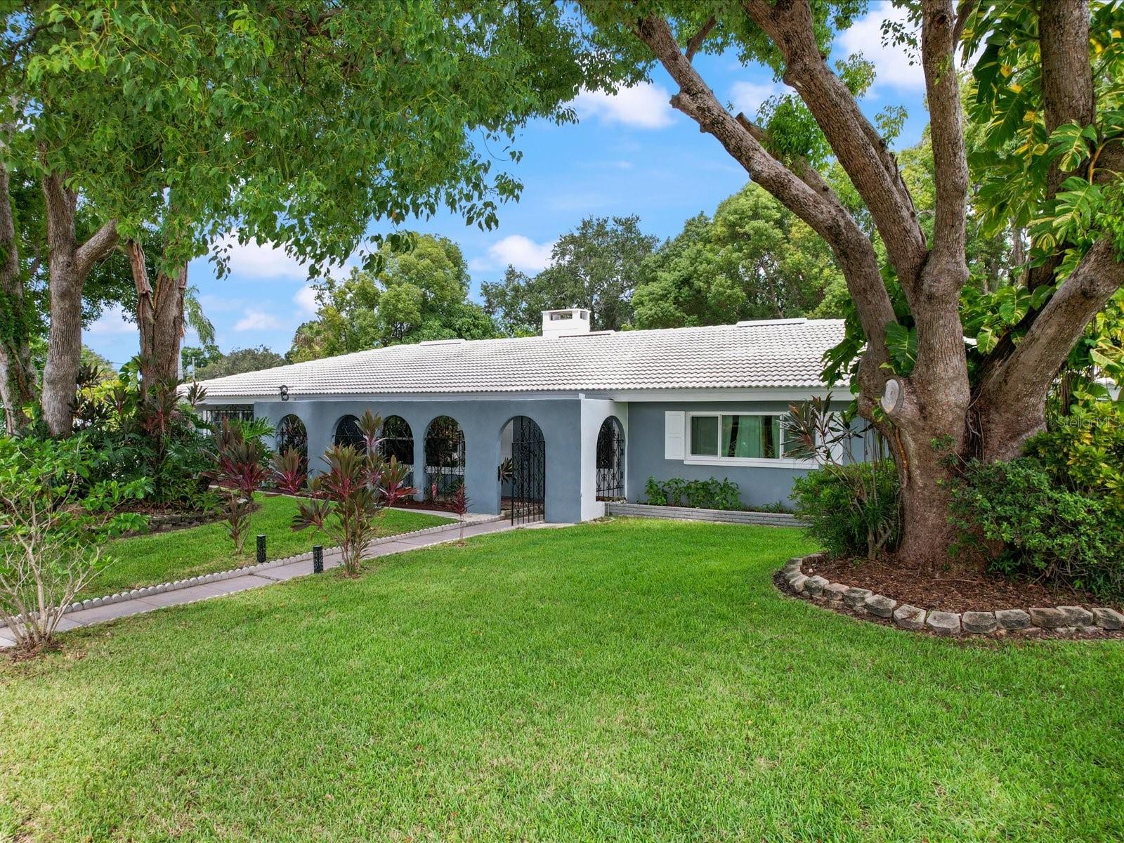 2100 Mckinley St Property Photo 45