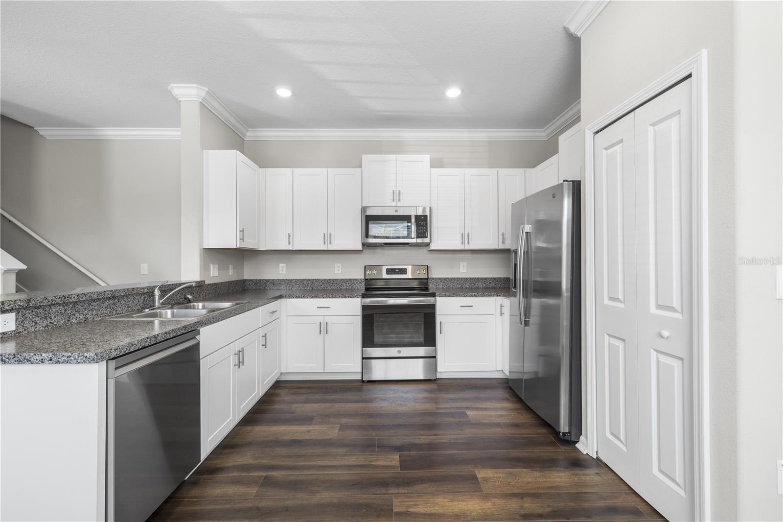 23281 Willow Glen Way Property Photo 16