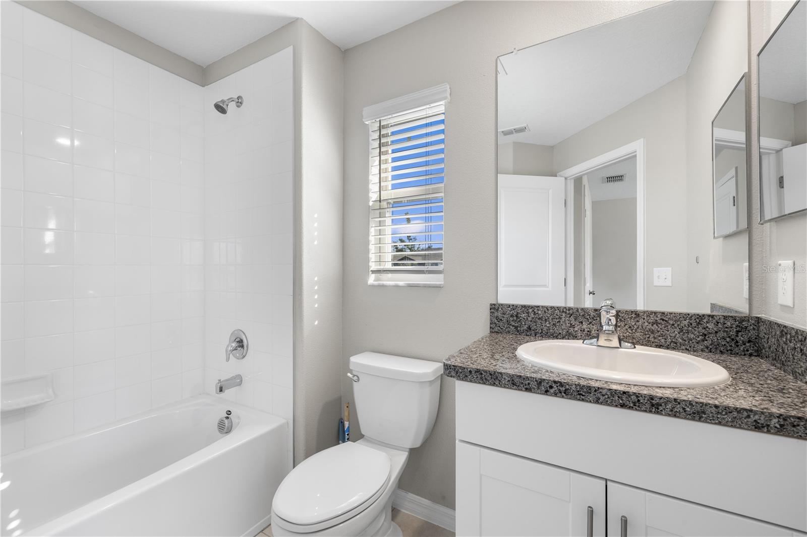 23281 Willow Glen Way Property Photo 37