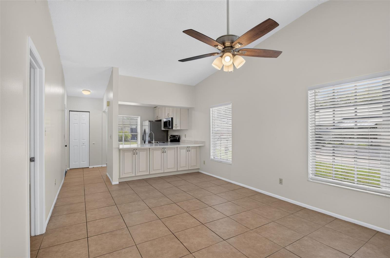 7347 Parkside Villas Dr Property Photo 16