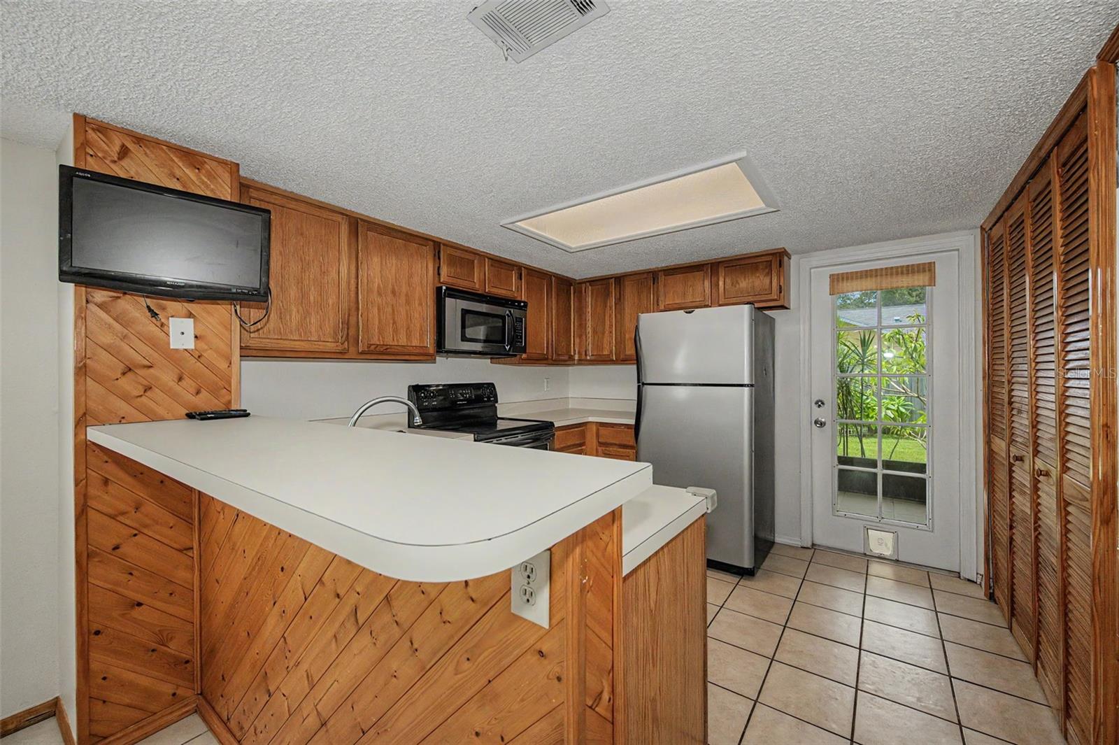 6761 121st Ave #a Property Photo 5