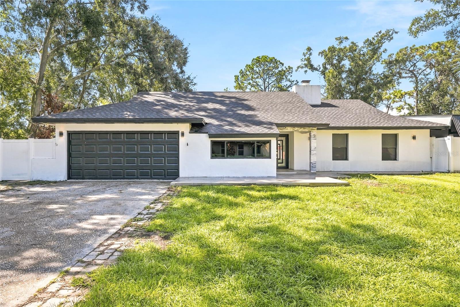 12726 Barrett Dr Property Photo 1