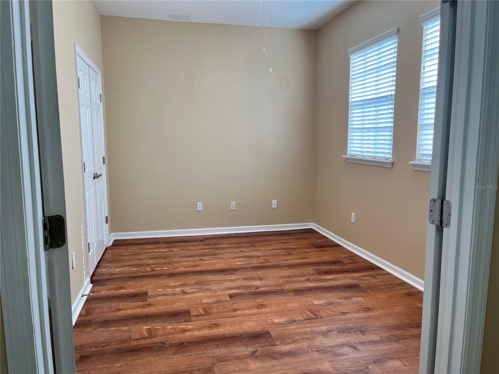 512 Jasmine Way Property Photo 4