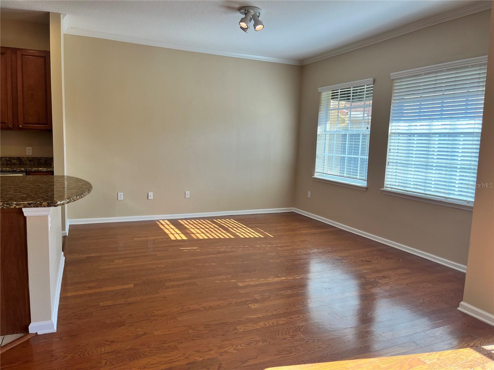 512 Jasmine Way Property Photo 10