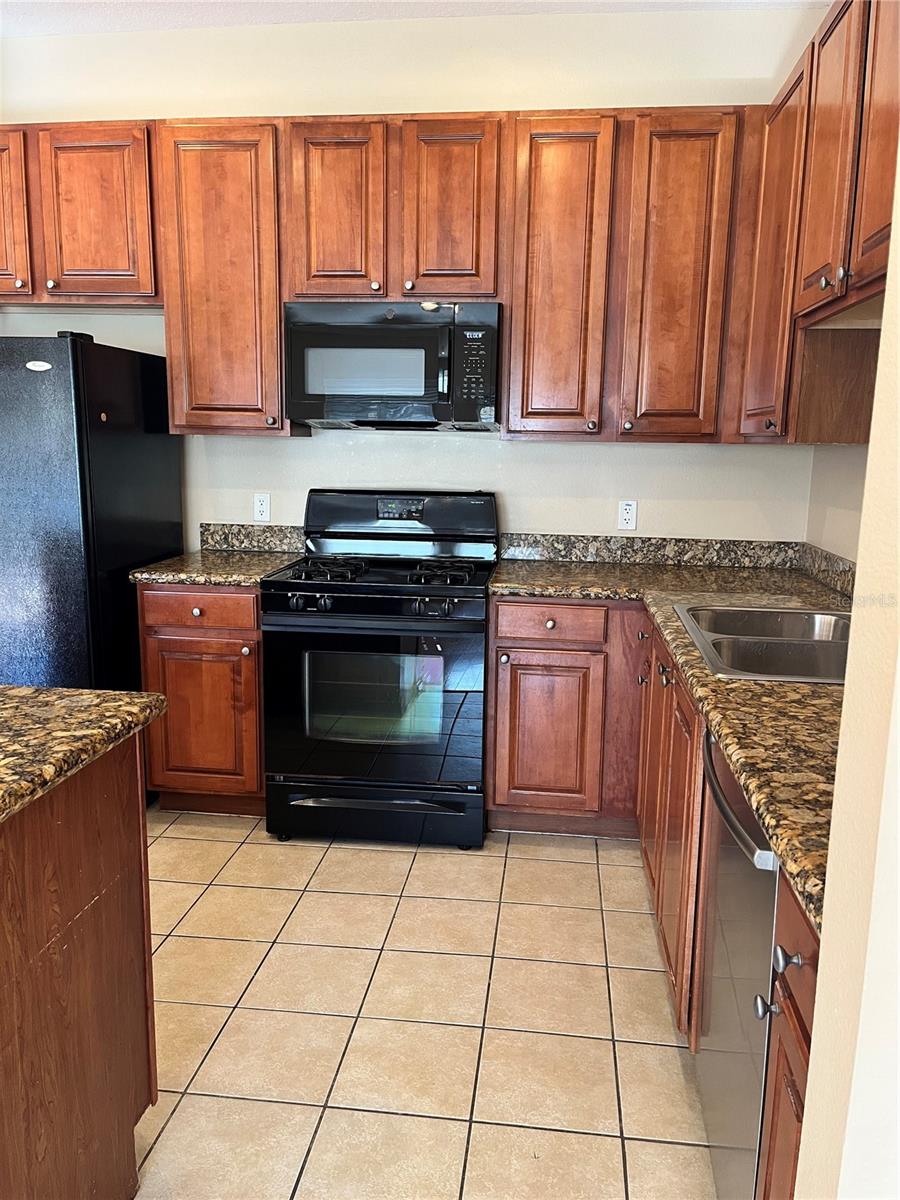 512 Jasmine Way Property Photo 12