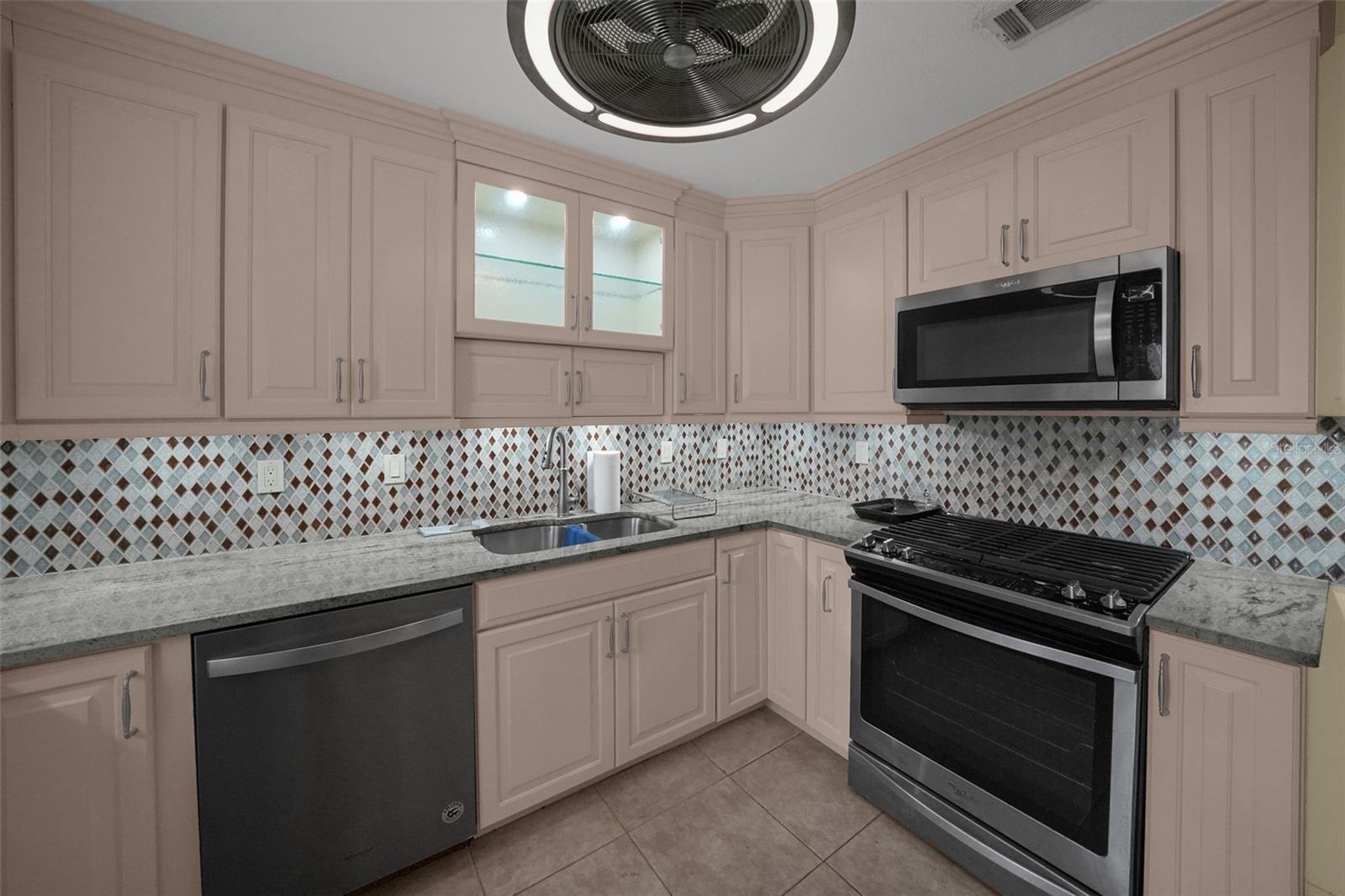 4999 Springwood Ct Property Photo 16