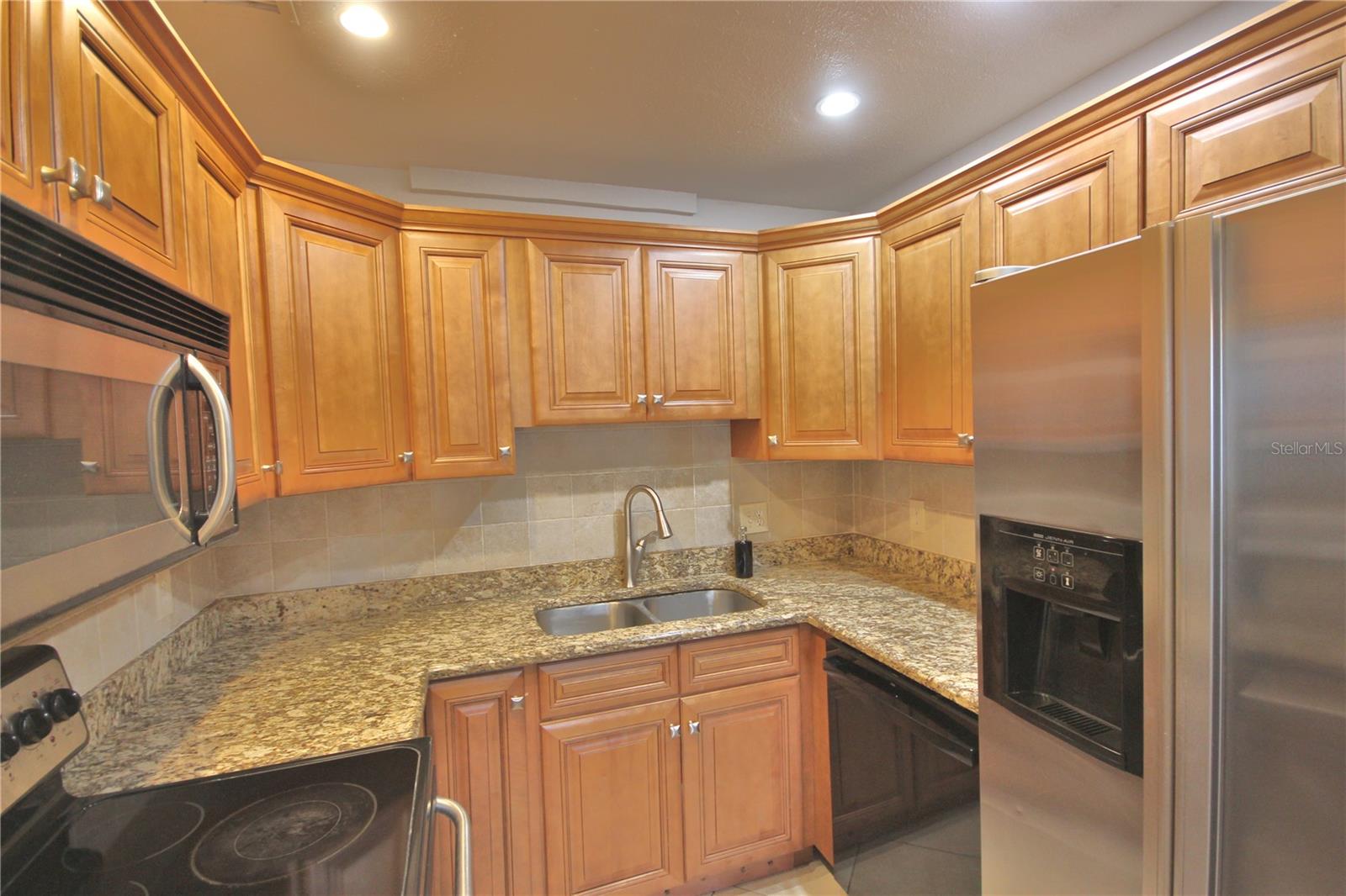 4805 Rilma Ave #106 Property Photo 11